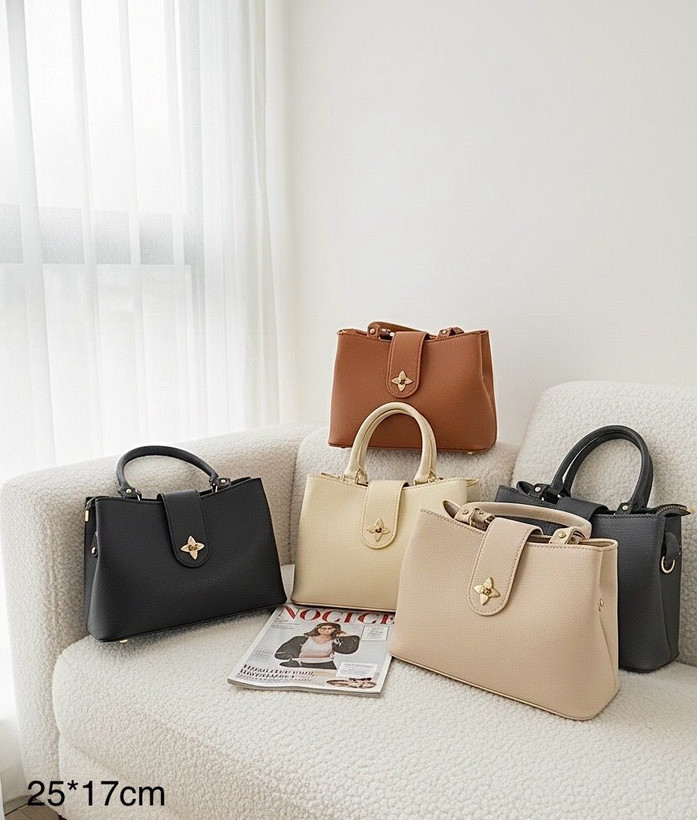 کیف دستی زنانه مدل لا فلور (La Fleur) در ۵ رنگ کاربردی با سگک گل طلایی - فروشگاه ژوو گالریا